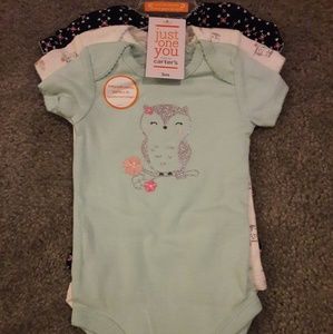 3 onesies and 2 pack pants